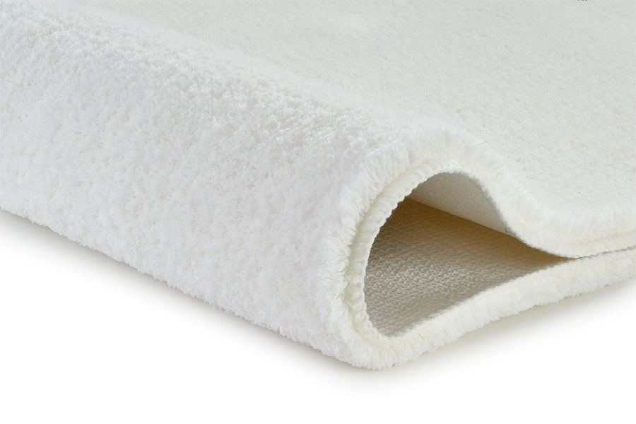 Badteppich Kleine Wolke Marco weiss mit rutschhemmender Unterseite und besonders weichem, flauschigem Flor Badteppich Kleine Wolke Marco weiss mit rutschhemmender Unterseite und besonders weichem, flauschigem Flor