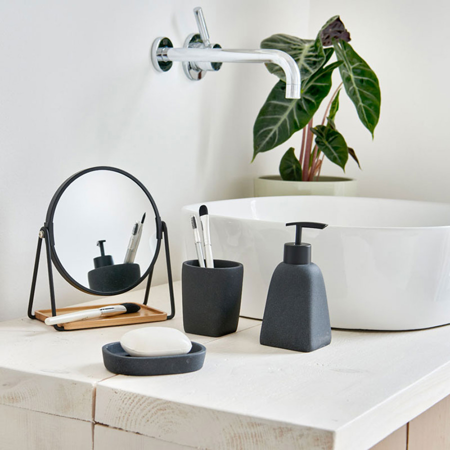 Schminkspiegel in Schwarz für das Badezimmer